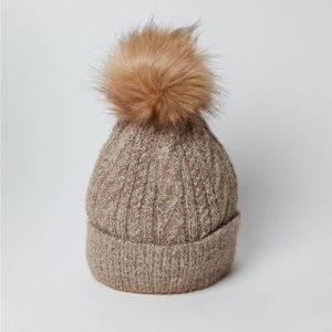 Hat Attack Classic Cable Beanie NWT